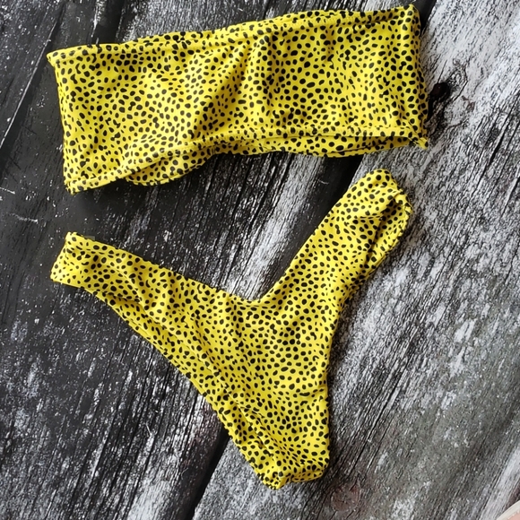 Bikini Bandau Style with gorgeous pattern Size 4 - Picture 7 of 8